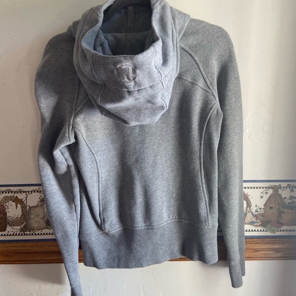 Lululemon Scuba Full Zip - Picture 2 of 5